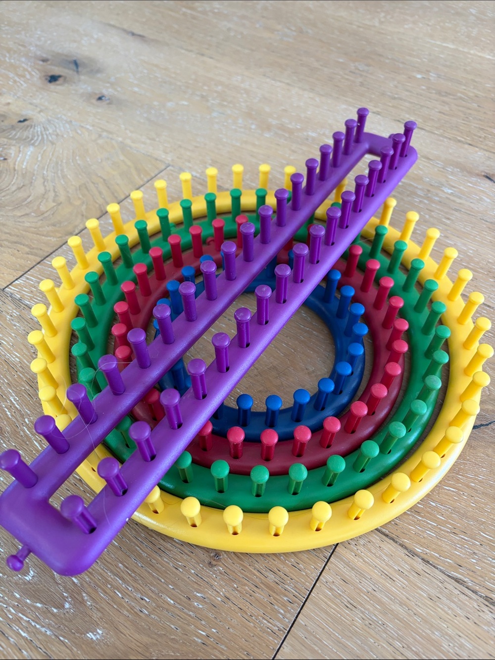 Knitting Loom Set - Multicolor Plastic Knitting Looms Set
